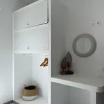 White House Naxos *